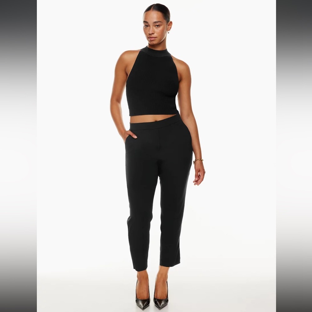 Aritzia Babaton Conan cropped pant - black, size 6